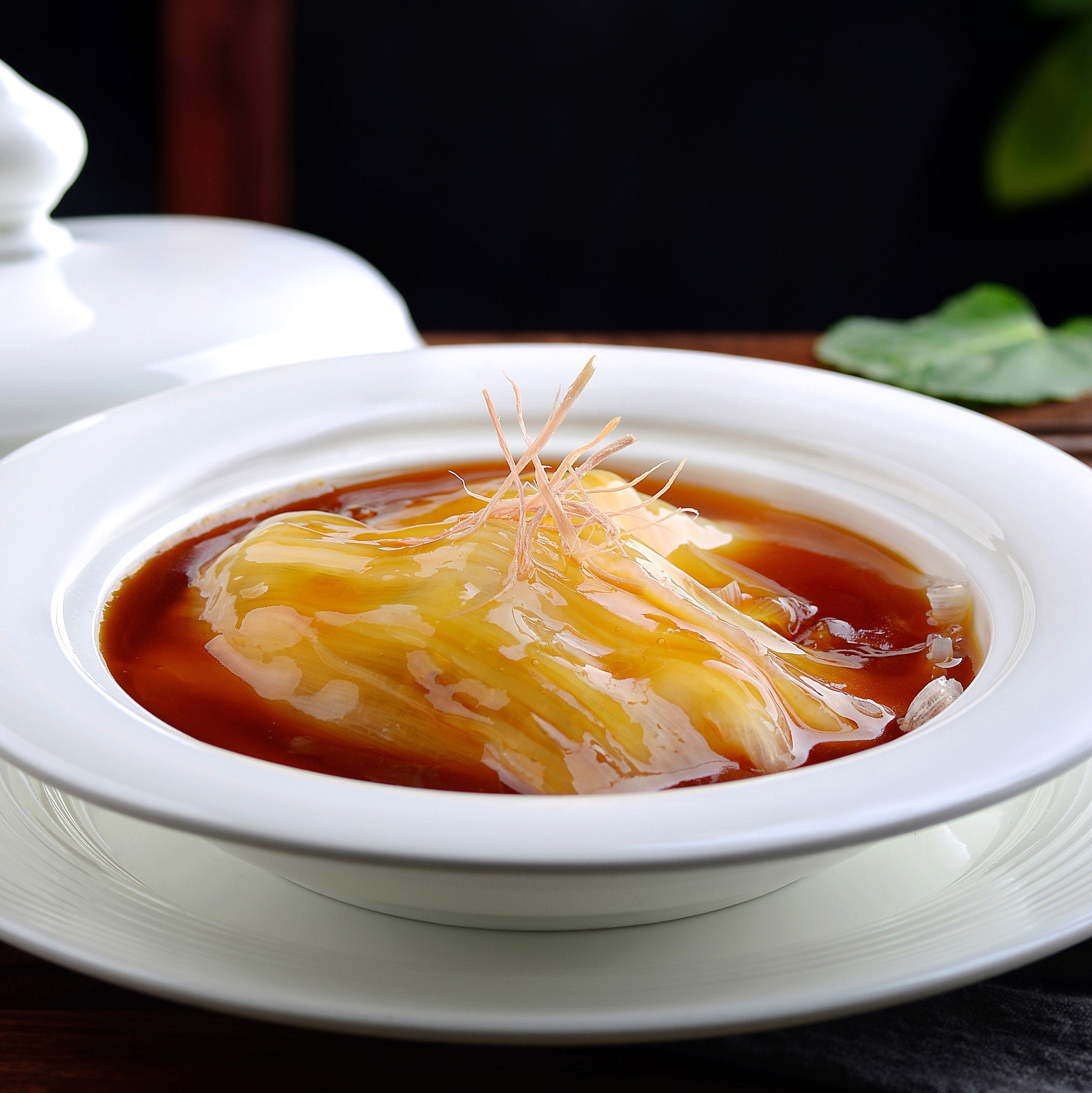 Braised Shark Fin with Bamboo Fungus & Fish Maw Soup (For 8-10 people)